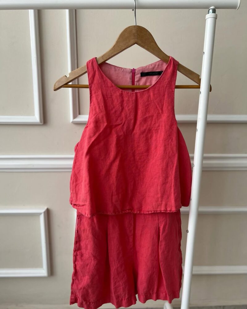 Jumper con cierre en la espalda – Zara