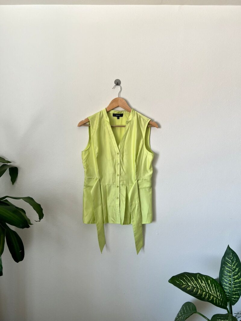 BLUSA DE BOTONES