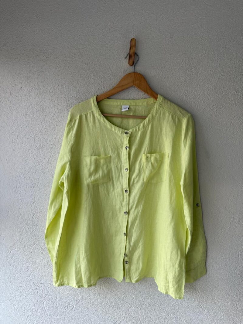 BLUSA BOTONES