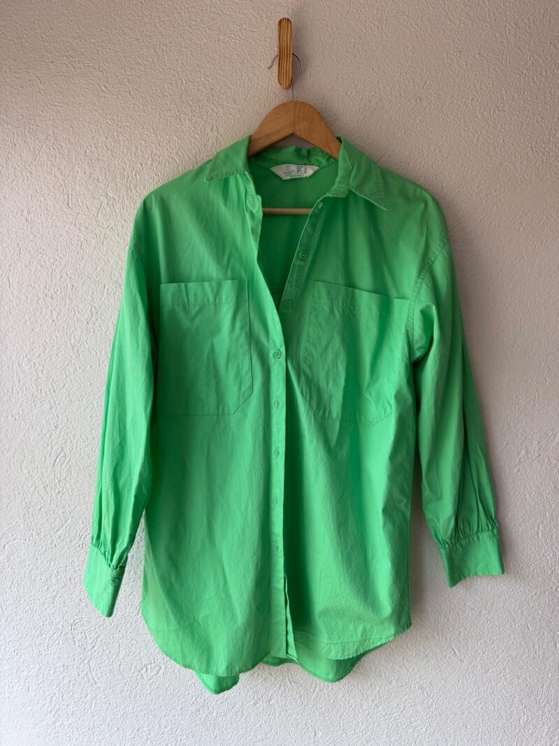 BLUSA BOTONES
