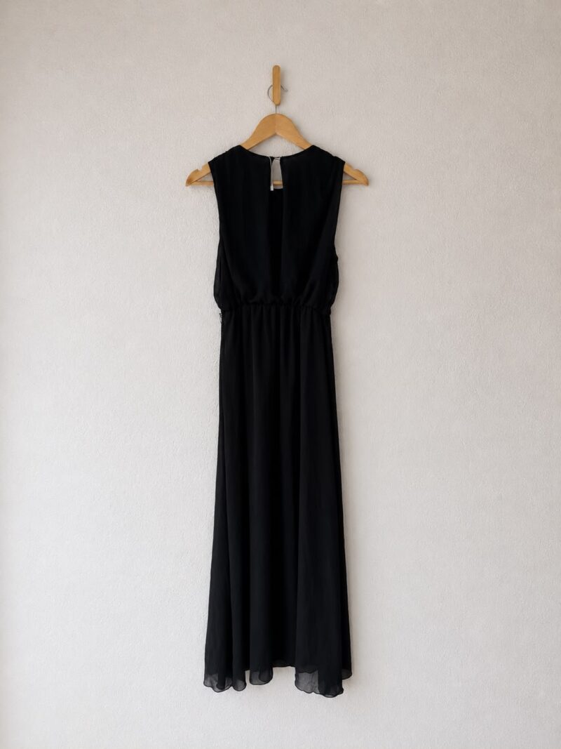 VESTIDO NEGRO