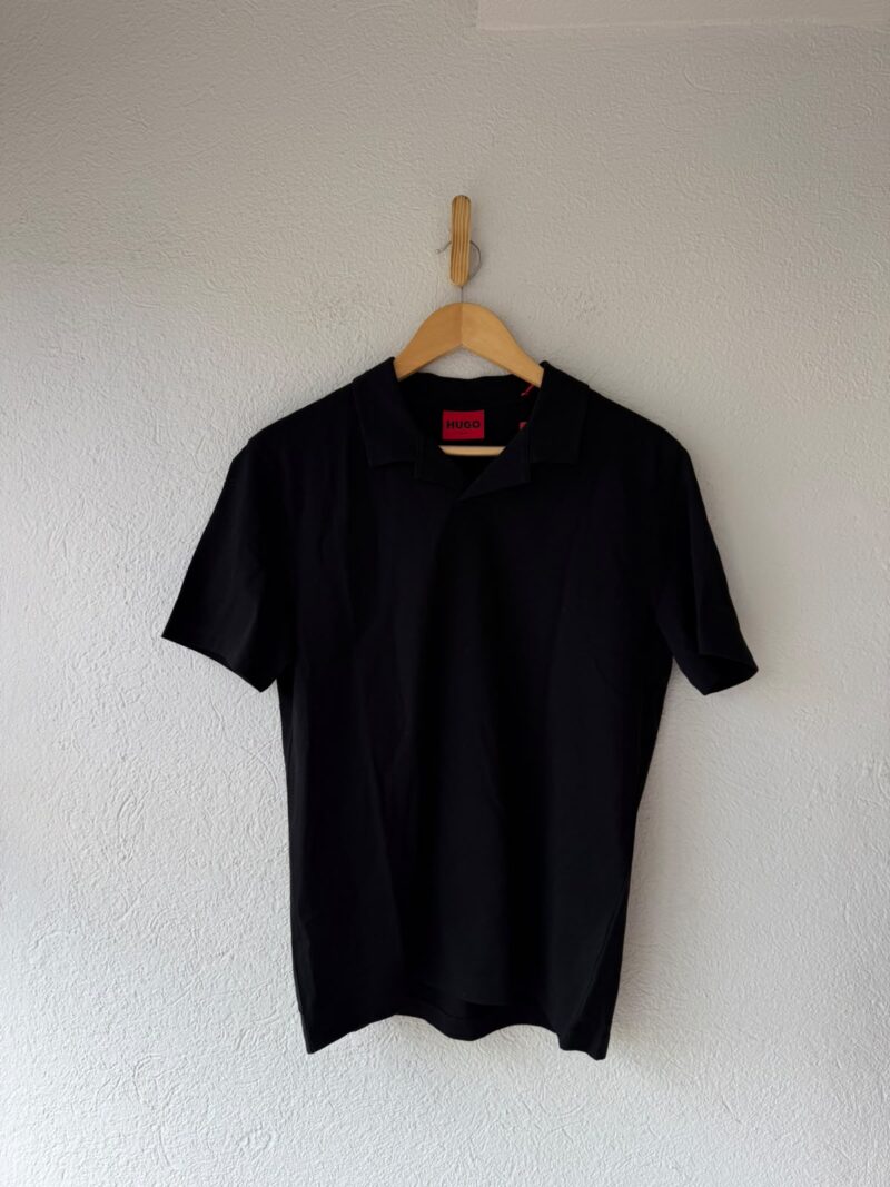 PLAYERA POLO NEGRA-HUGO BOSS