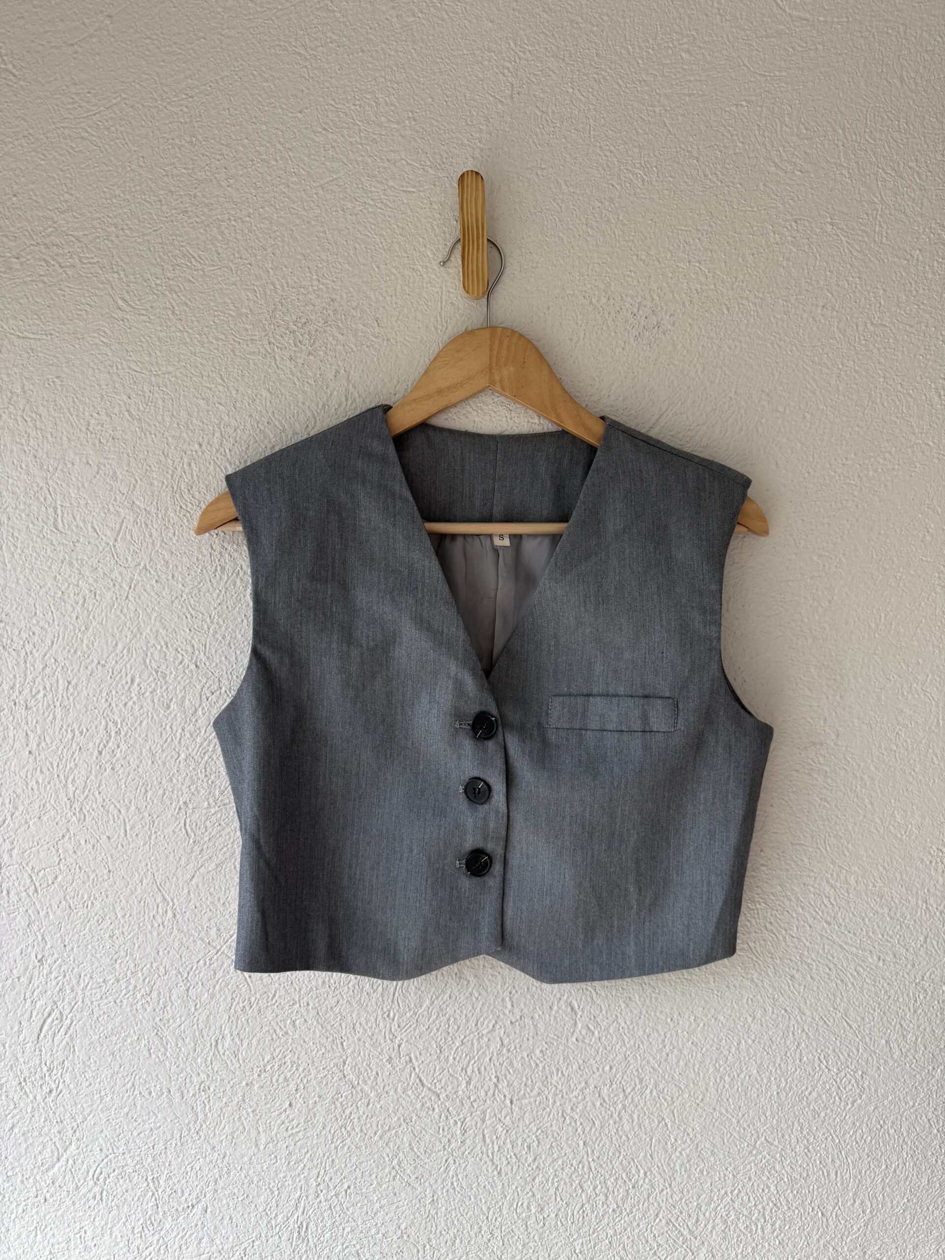 CHALECO GRIS