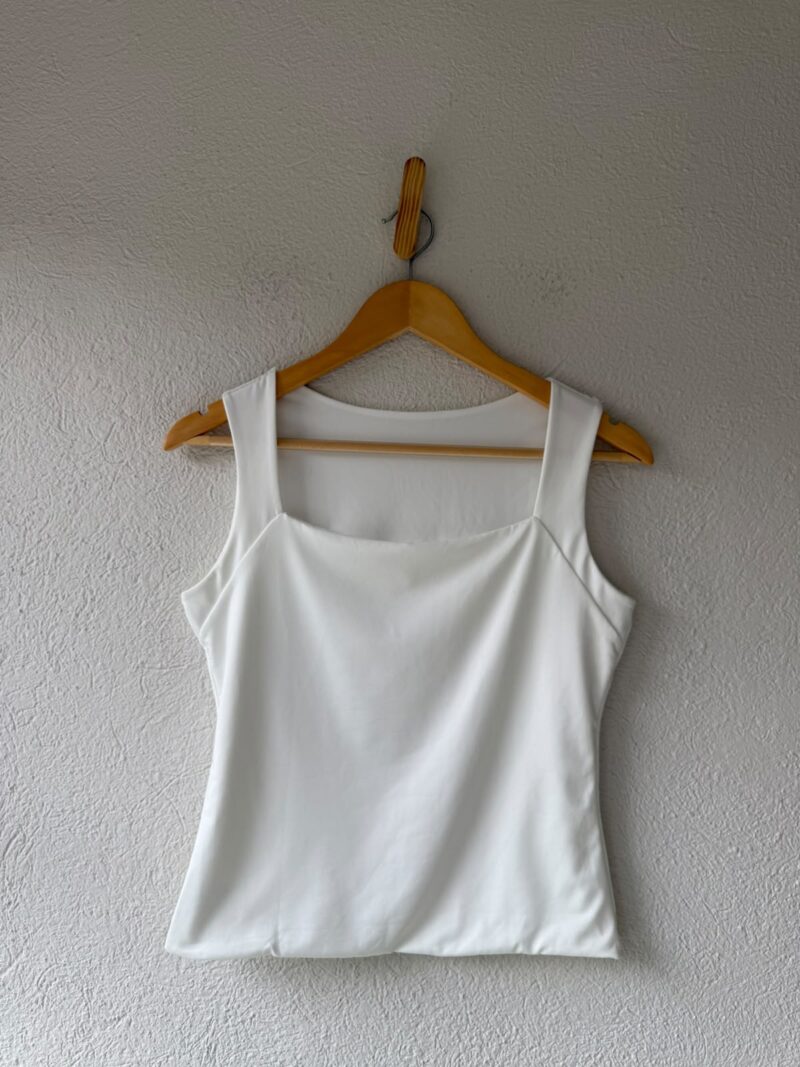 BLUSA BLANCA