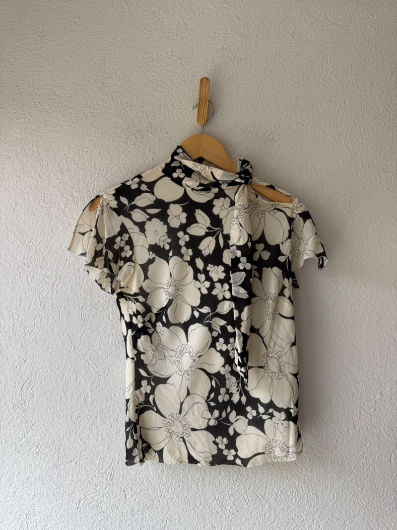BLUSA ESTAMPADA