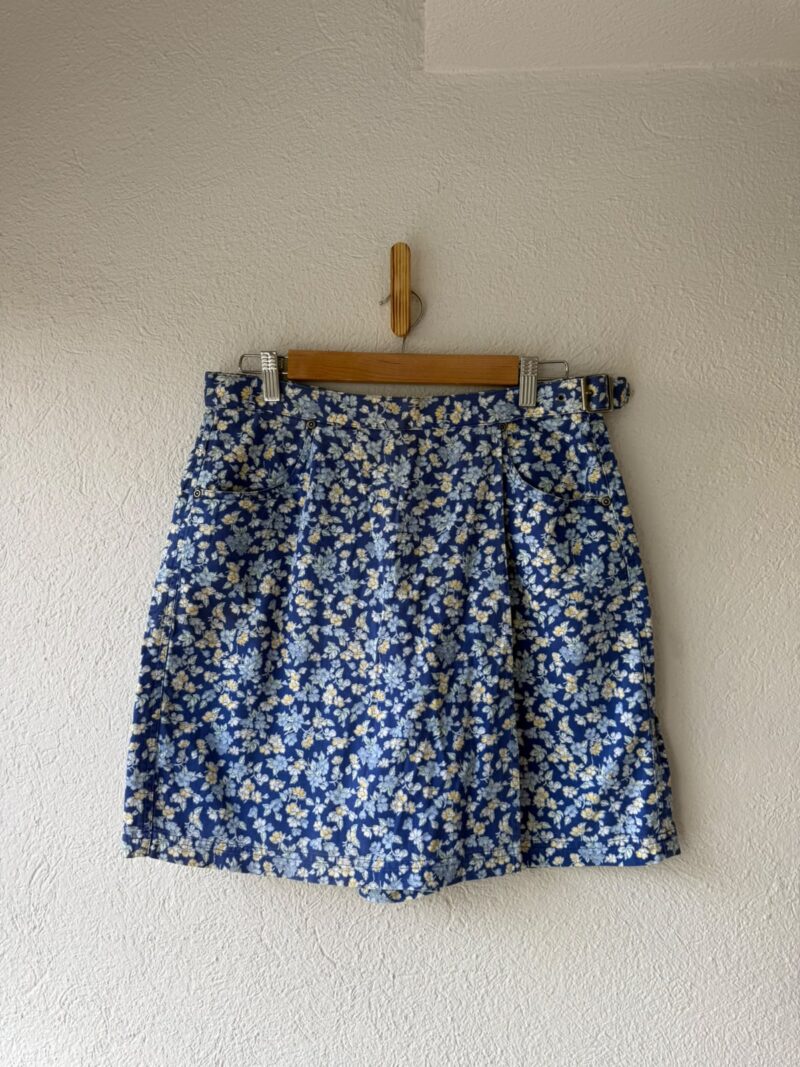 FALDA-SHORT FLORES