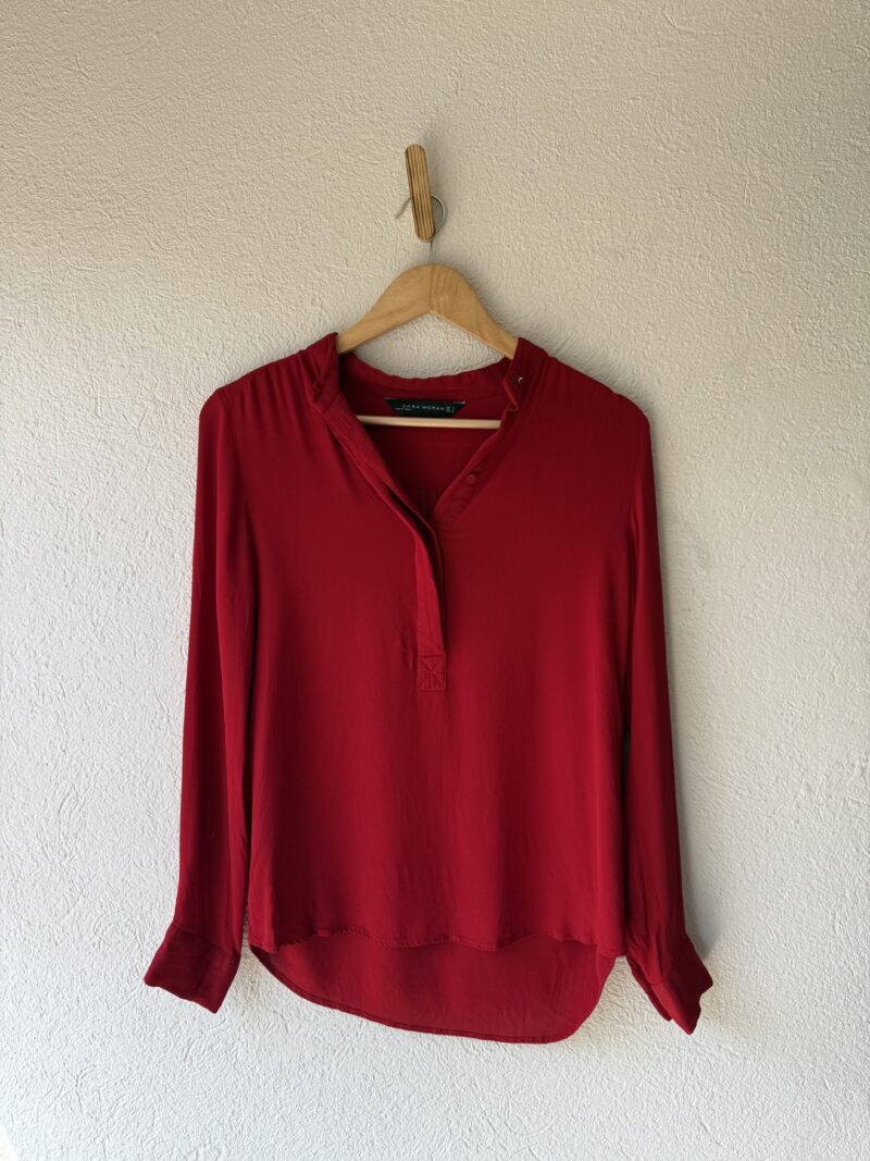 BLUSA ROJA MANGA LARGA
