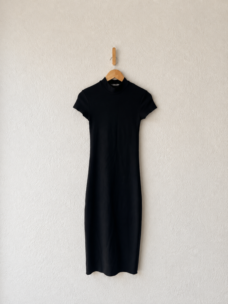 VESTIDO MIDI