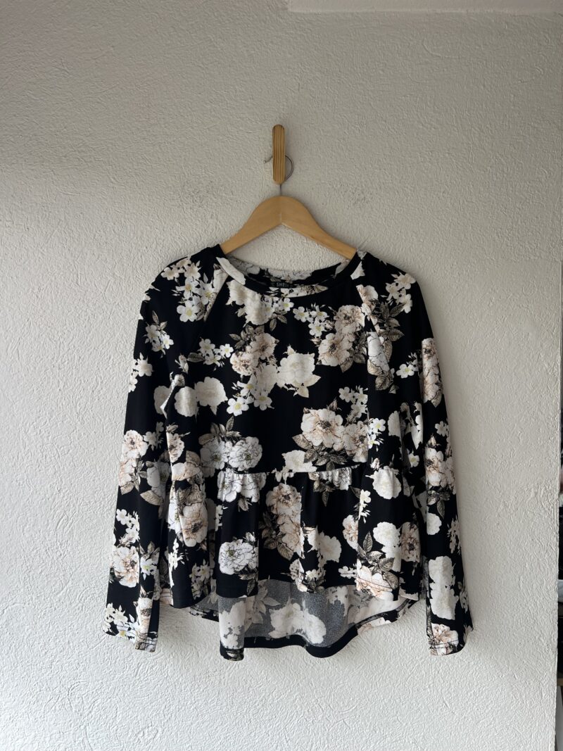 BLUSA FLORES